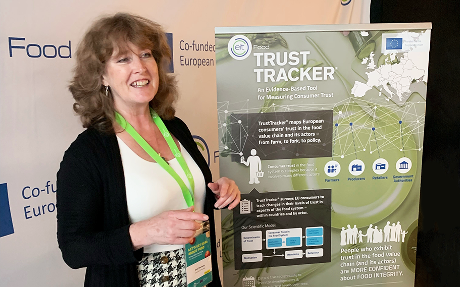 Presentation material showcasing the TrustTracker® project for the EIT Food event in 2021